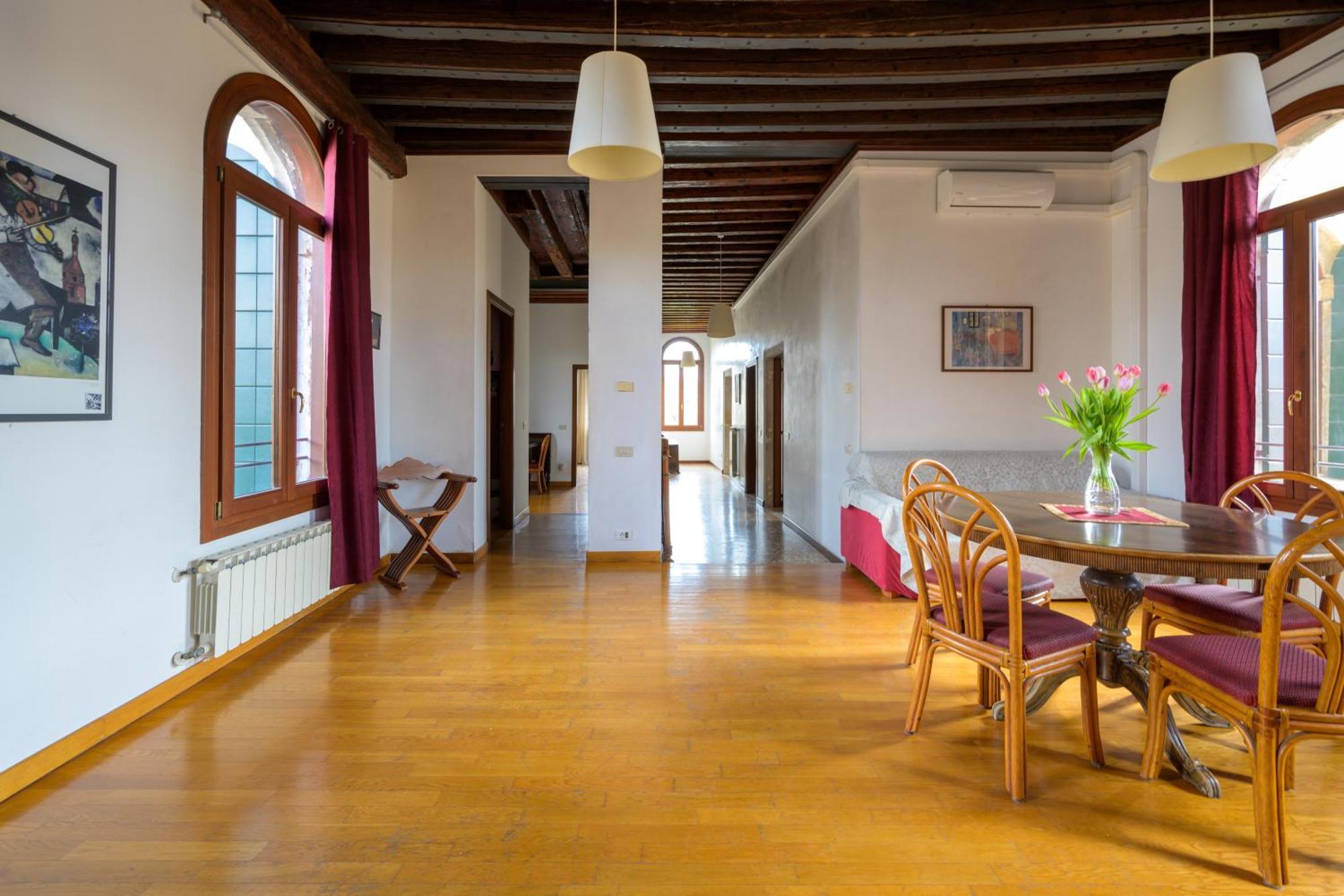 San Trovaso Lägenhet Venedig Exteriör bild