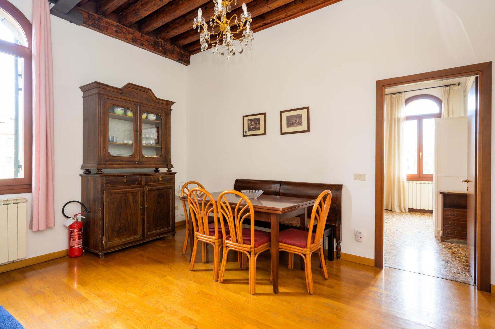 San Trovaso Lägenhet Venedig Exteriör bild