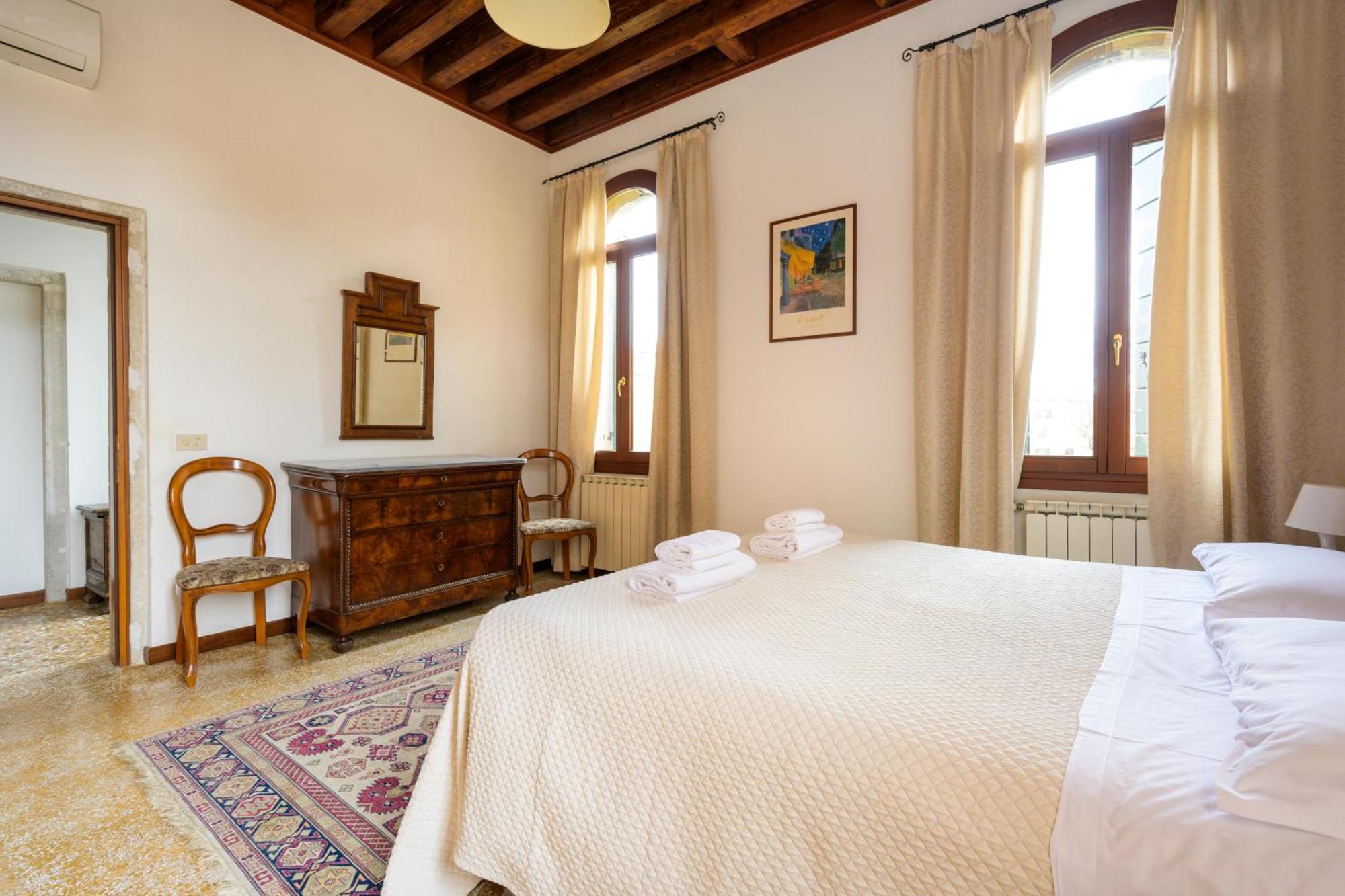 San Trovaso Lägenhet Venedig Exteriör bild