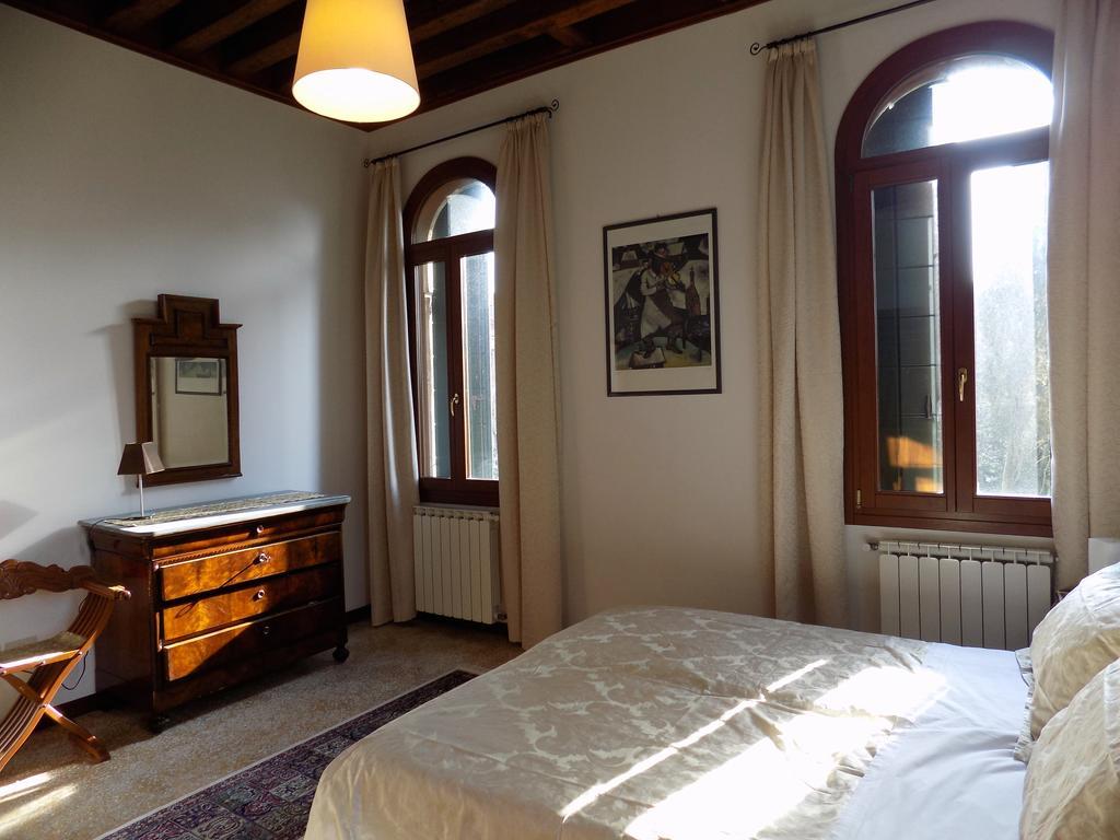 San Trovaso Lägenhet Venedig Exteriör bild
