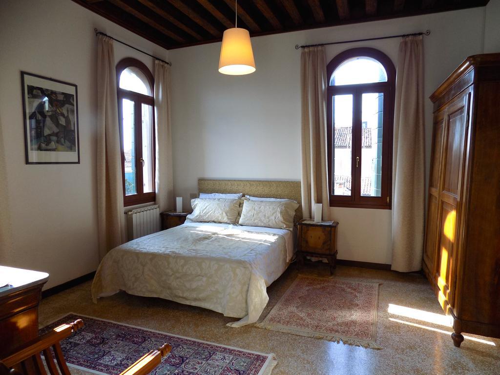 San Trovaso Lägenhet Venedig Exteriör bild